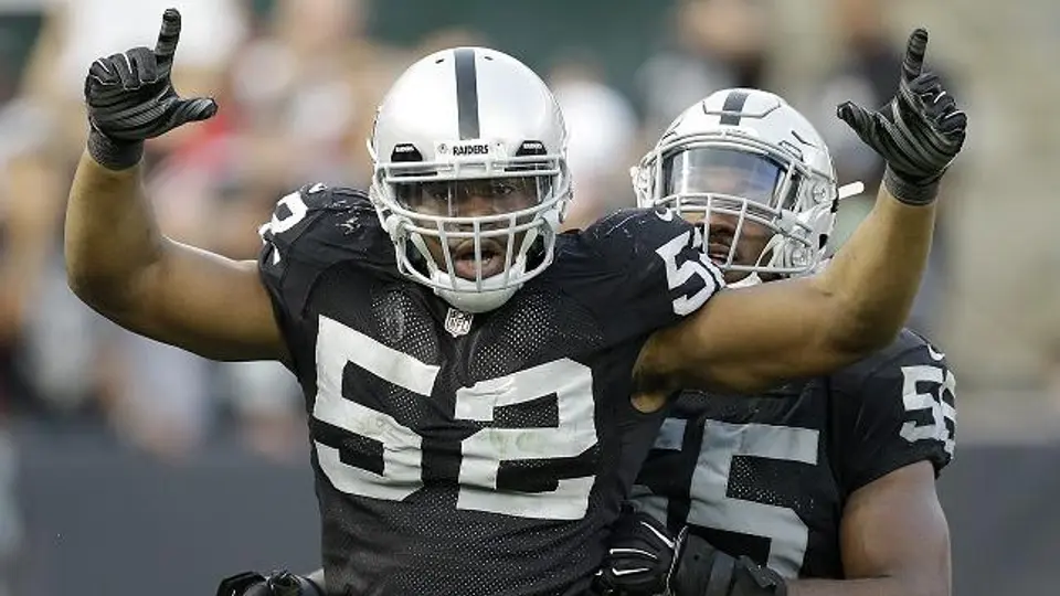 Raiders da duro golpe a San Francisco