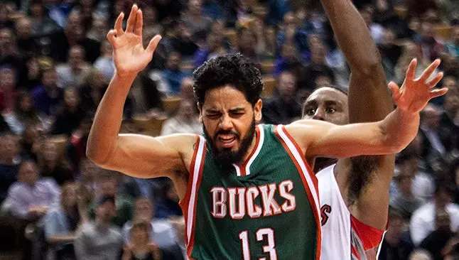 Jorge Gutiérrez presenta mejores argumentos con los Bucks
