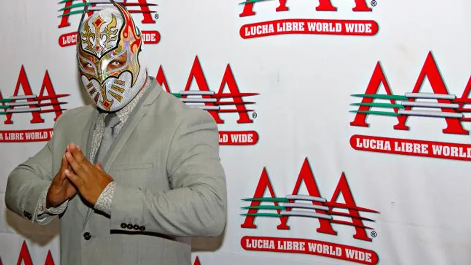 Myzteziz quiere humillar a Rey Mysterio en Triplemania