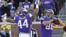 Minnesota vence Washington en duelo de volteretas