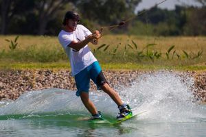 Ramón Fuentes se abre camino para ser ícono del wakeboard