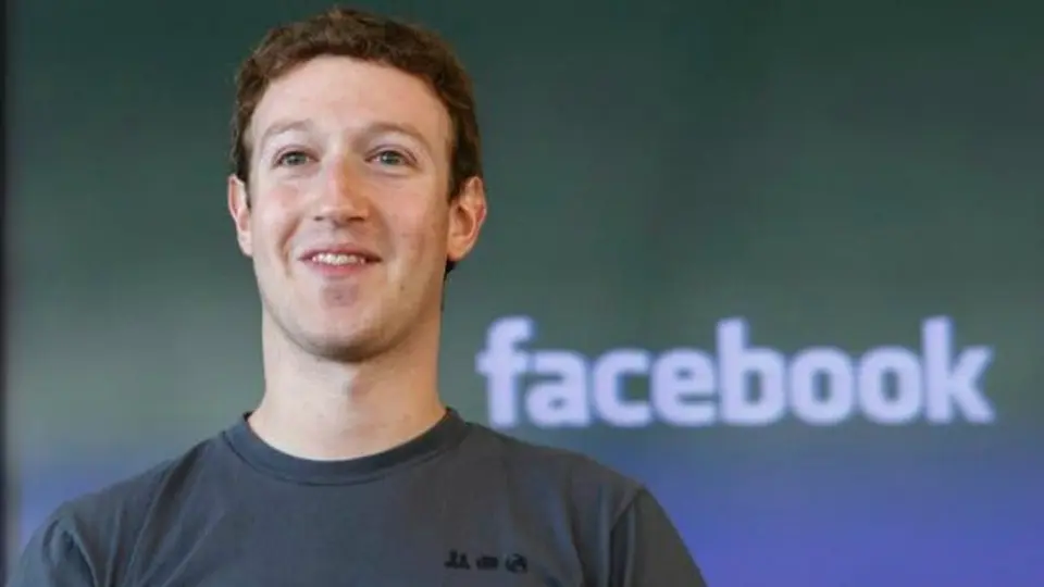 Facebook celebra 11 años con más de mil millones de usuarios