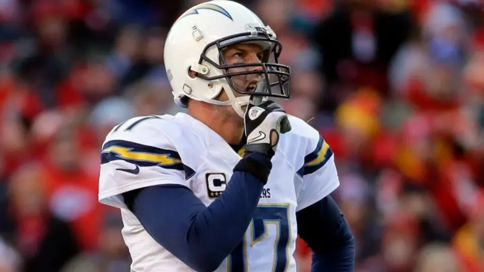 Cargadores cae y deja escapar los Playoffs
