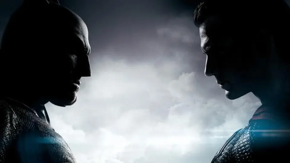 Revelan trailers de Batman V Superman y Suicide Squad