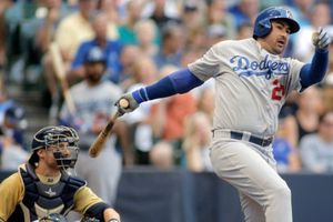 Adrián González luce en triunfo de Dodgers