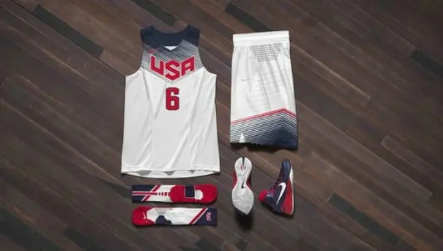 Estados Unidos presenta uniformes para Mundial