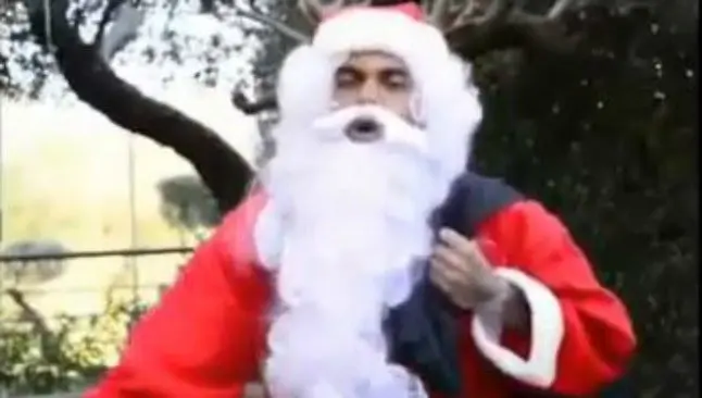 Dani Alves se disfraza de Santa Claus en Instagram