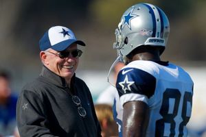 Dueño de los Vaqueros critica al Estadio Azteca