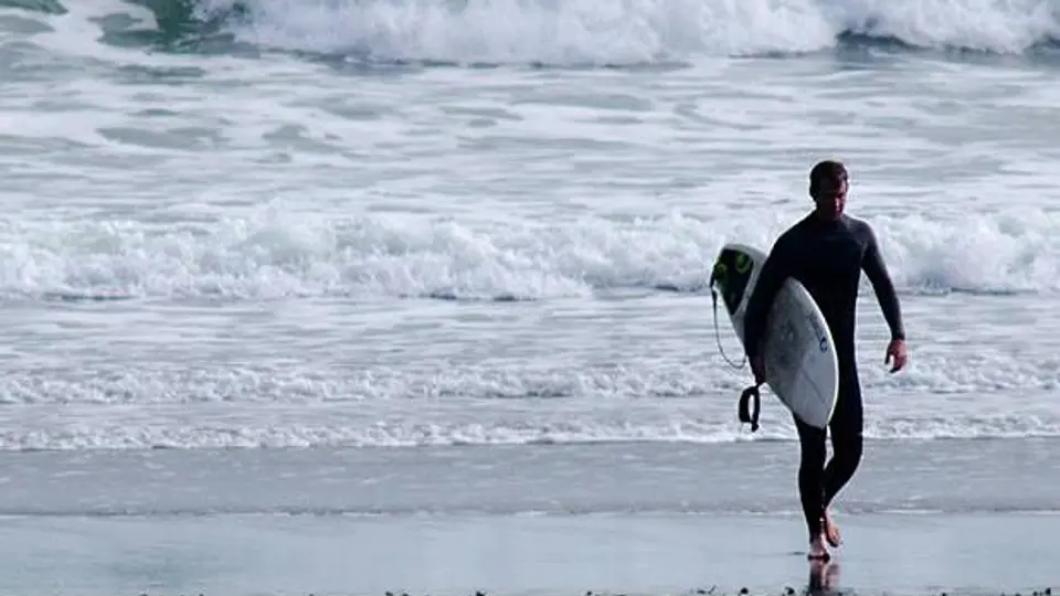 Participa en el primer preselectivo de surfing del DF