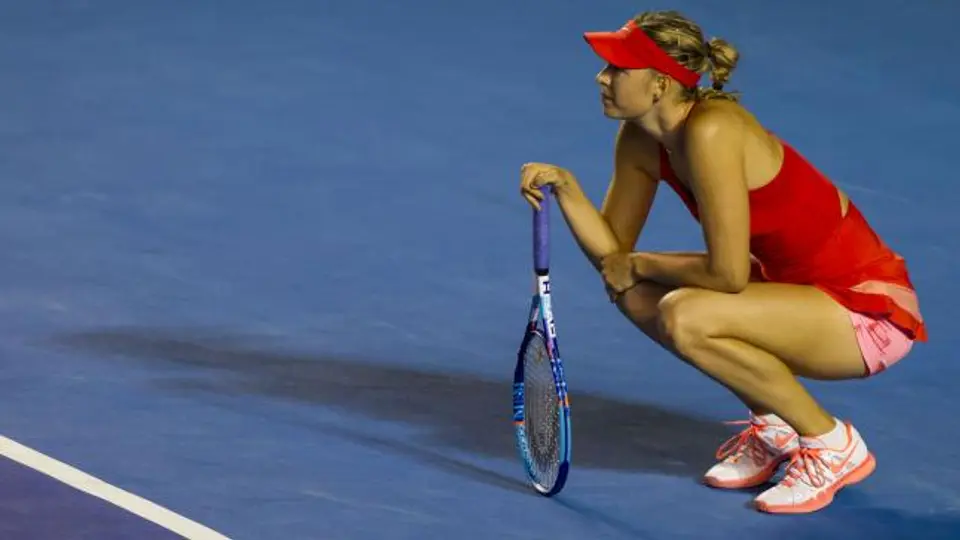 Virus estomacal podría afectar duelo de Semis' de Sharapova