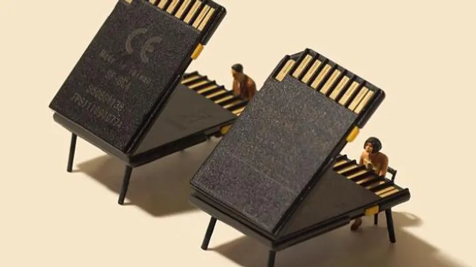 Artista japonés crea mundo miniatura