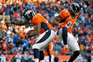 Broncos aplasta a Raiders y amarra segundo lugar de la Americana