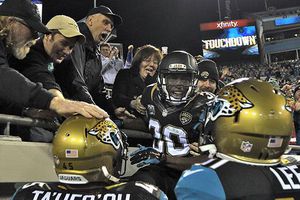 Jacksonville se lleva el duelo del orgullo contra Titanes