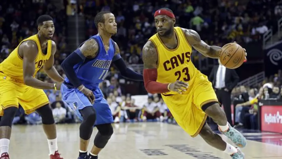 Jugadores de la NBA que defenderán nuevos colores