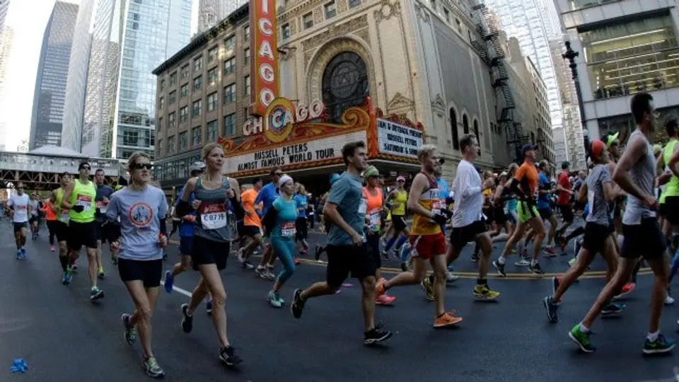 Mejores mexicanos en Maratón de Chicago ocupan lugar 61 y 85