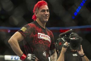 'Dodger' Montaño debuta en UFC con victoria