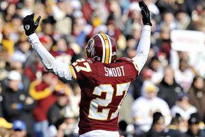 Ex jugador de la NFL, detenido por golpear a su novia