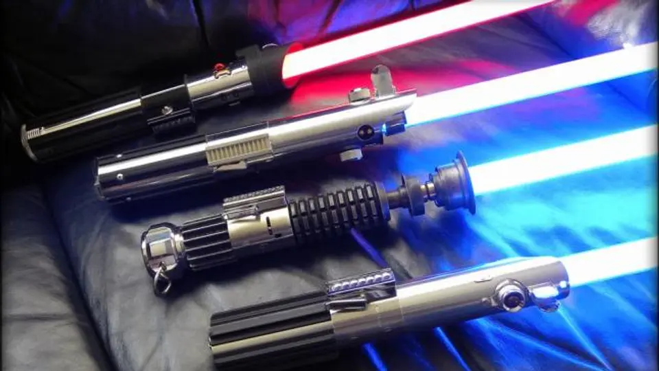 Sables de Luz de Star Wars VII cuentan con influencia de Apple
