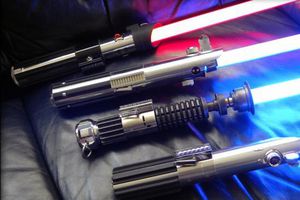 Sables de Luz de Star Wars VII cuentan con influencia de Apple