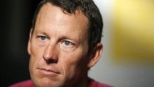 Armstrong se declara culpable por choque en Aspen