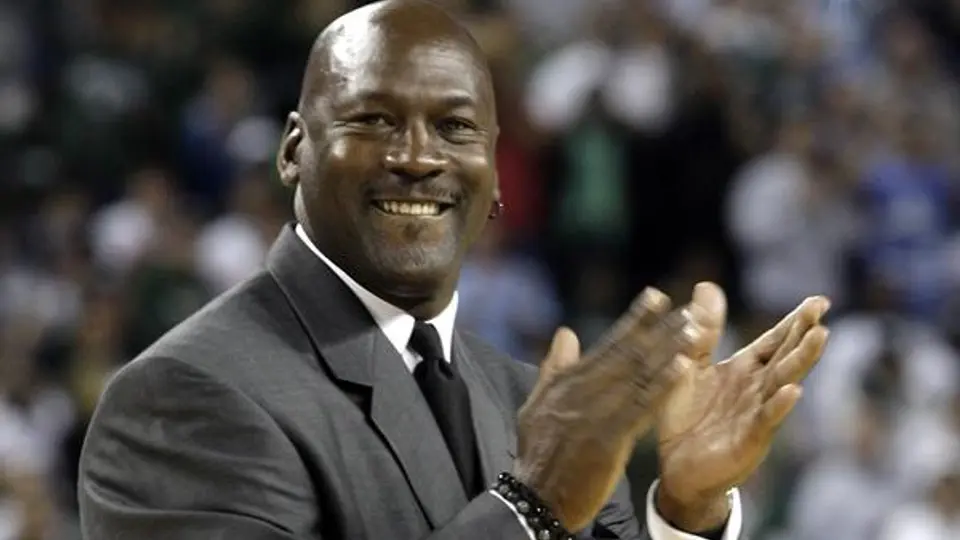 Michael Jordan ingresa a la lista de los hombres más ricos del mundo