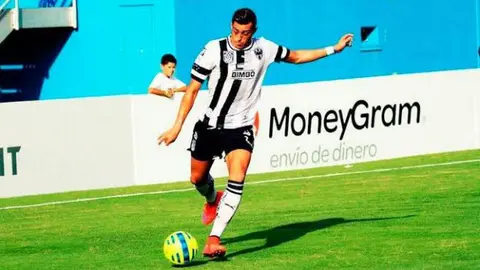 De la mano de Funes Mori, Rayados supera a Chivas