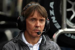 Adrián Fernández participará en foro para motivar a jóvenes