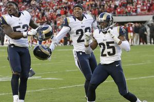 Carneros sorprende y le pega los 49ers