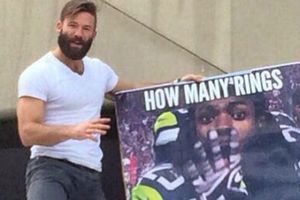 Patriotas trollean a Seattle en desfile de campeones