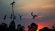 X-Fighters se convirtieron en los 'riders de Papantla'