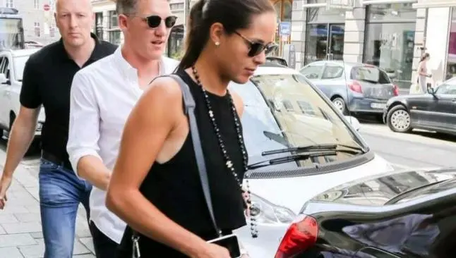 Schweinsteiger y Ana Ivanovic adquirirán lujosa mansión