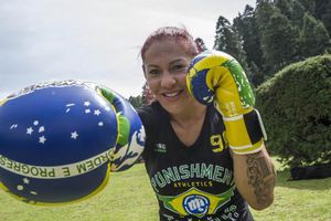 'Ronda me teme': Cris Cyborg