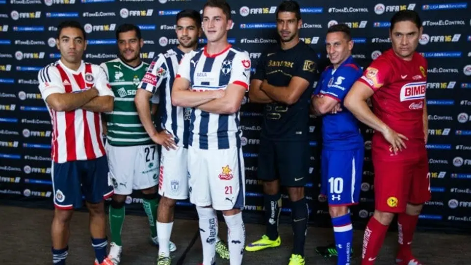 Jugadores de Liga MX disputan portada de FIFA 16