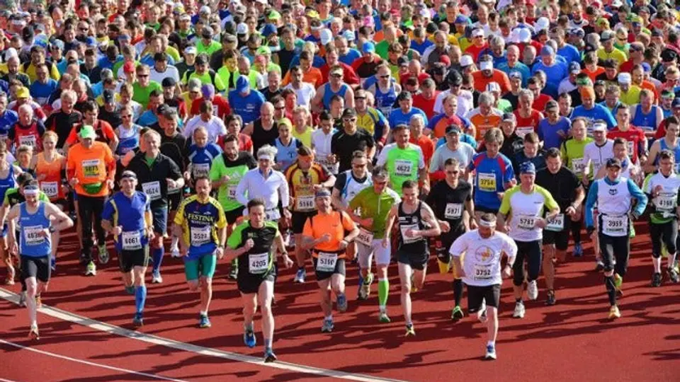 Corredor muere en medio maratón de Alemania