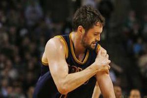 Cavs sufren la baja de Kevin Love el resto de postemporada