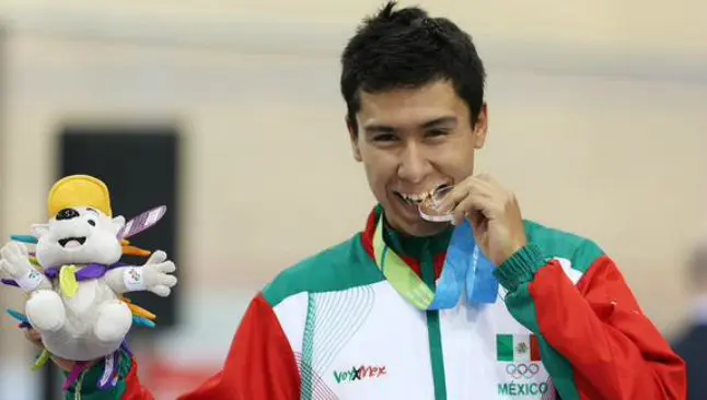 Ignacio Prado conquista Plata en ciclismo de pista