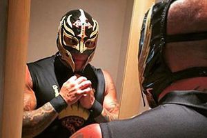 Rey Mysterio seguirá luchando y rendirá homenaje al Perrito