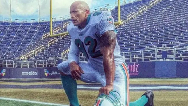 La Roca, ¿a los Delfines de Miami?