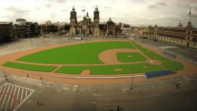 Inicia transformación del zócalo para el HR Derby
