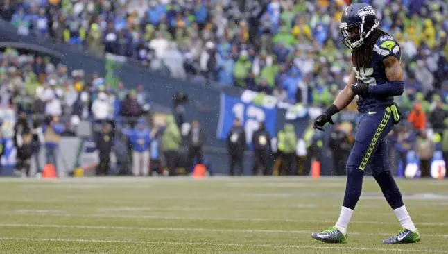 Retraso en nacimiento de su hijo, permite a Sherman jugar el Super Bowl