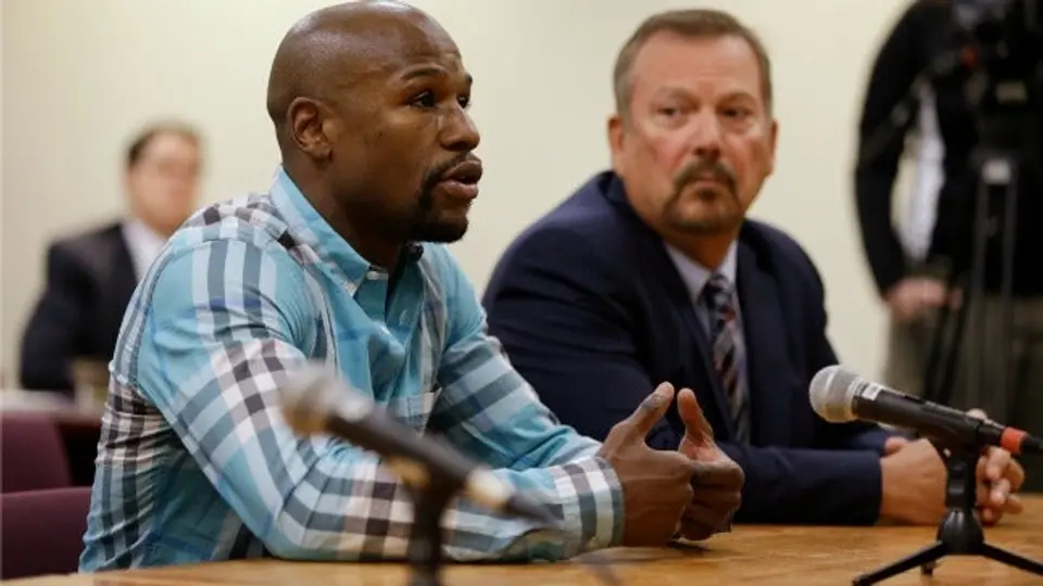 Mayweather, nombrado boxeador del mes