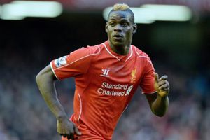 Balotelli quiso robarse' una novia por Instagram