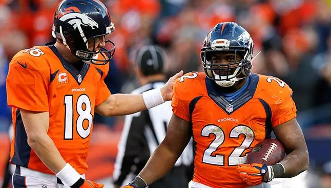Denver gana sin pases para TD de Manning