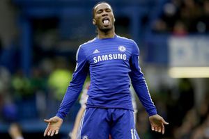 Drogba habría engañado a su esposa con Miss Holanda