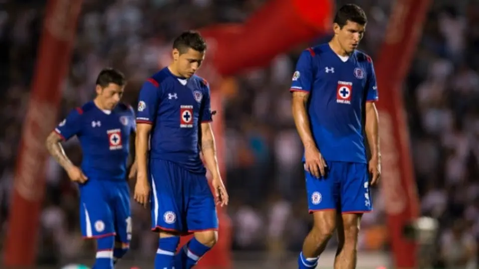 Tres 'grandes' del futbol mexicano no brillan en el Apertura