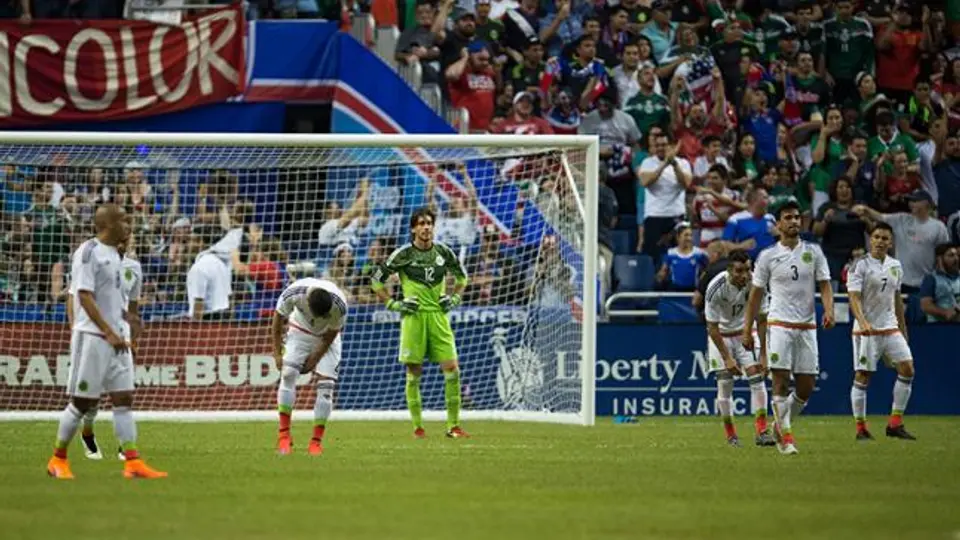 México se desploma en el ranking FIFA