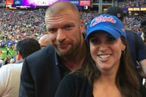 Triple H y Steph, presentes en el Super Bowl