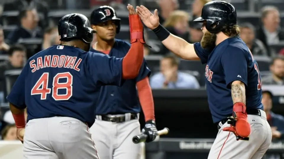 Medias Rojas vence a Yanquis en 19 entradas