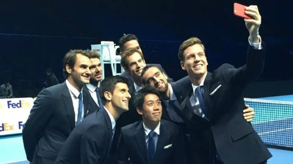 'Maestros del tenis' se reúnen en una selfie