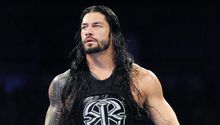 Roman Reigns salva a Ryback del ataque de La Autoridad
